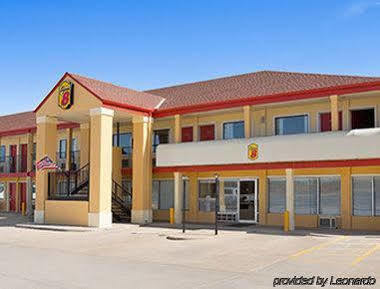 מלון Super 8 By Wyndham Woodward מראה חיצוני תמונה